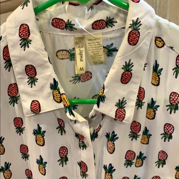 NWT Japna white button down shirt with pineapples. - Picture 3 of 4